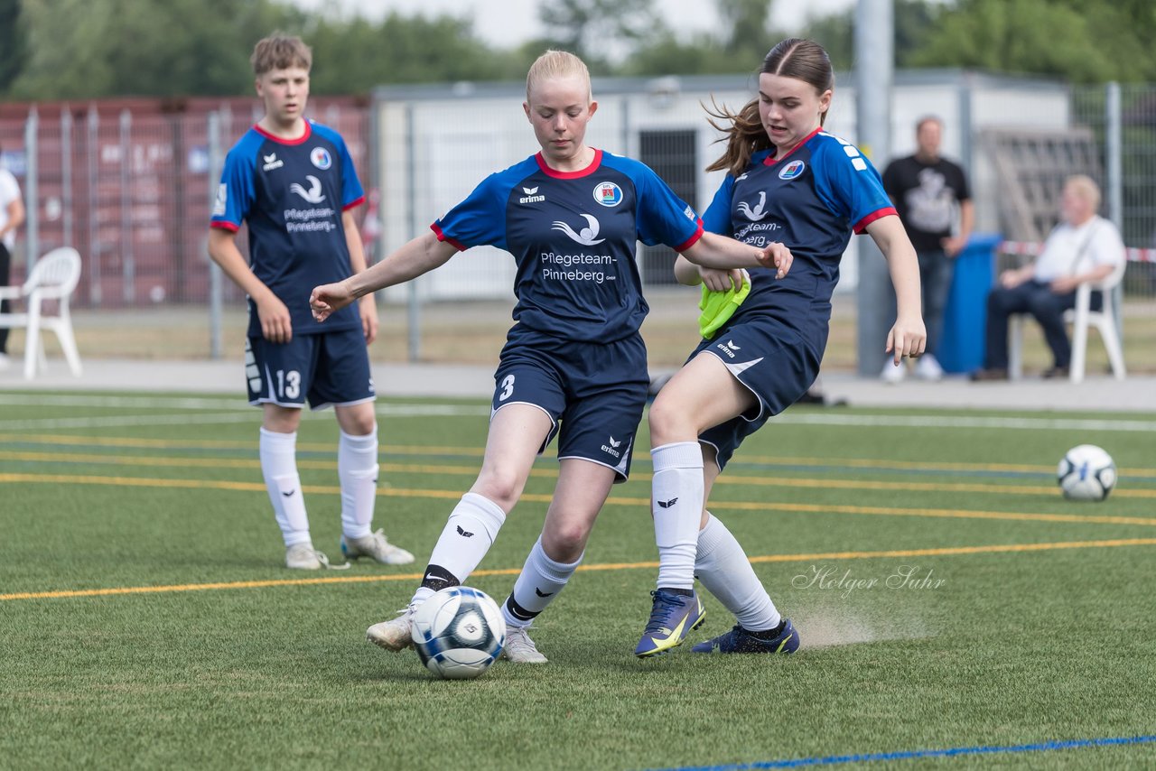 Bild 64 - wBJ Holsatia Elmshorn - VfL Pinneberg : Ergebnis: 1:4